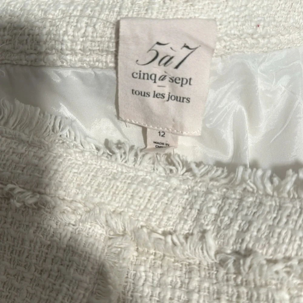 5 á 7 Cinq a Sept Cream Boucle Allen Shorts Sz 12 - Picture 3 of 6